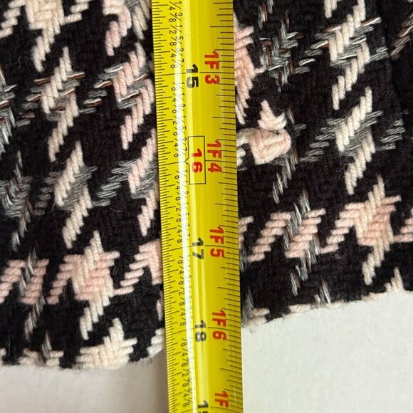 Nygard Collection Vintage Houndstooth Pink, Gray & Black Skirt Suit Size 2 & 4 - Picture 15 of 16